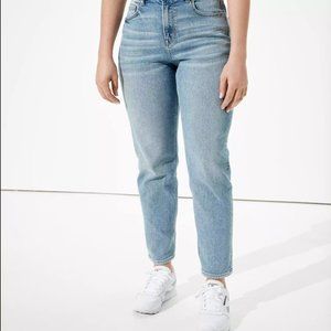 American Eagle Stretch Curvy Mom Jeans, Size 2